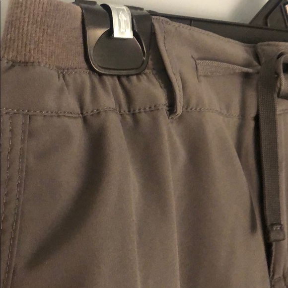 Active wear capris - Picture 3 of 4